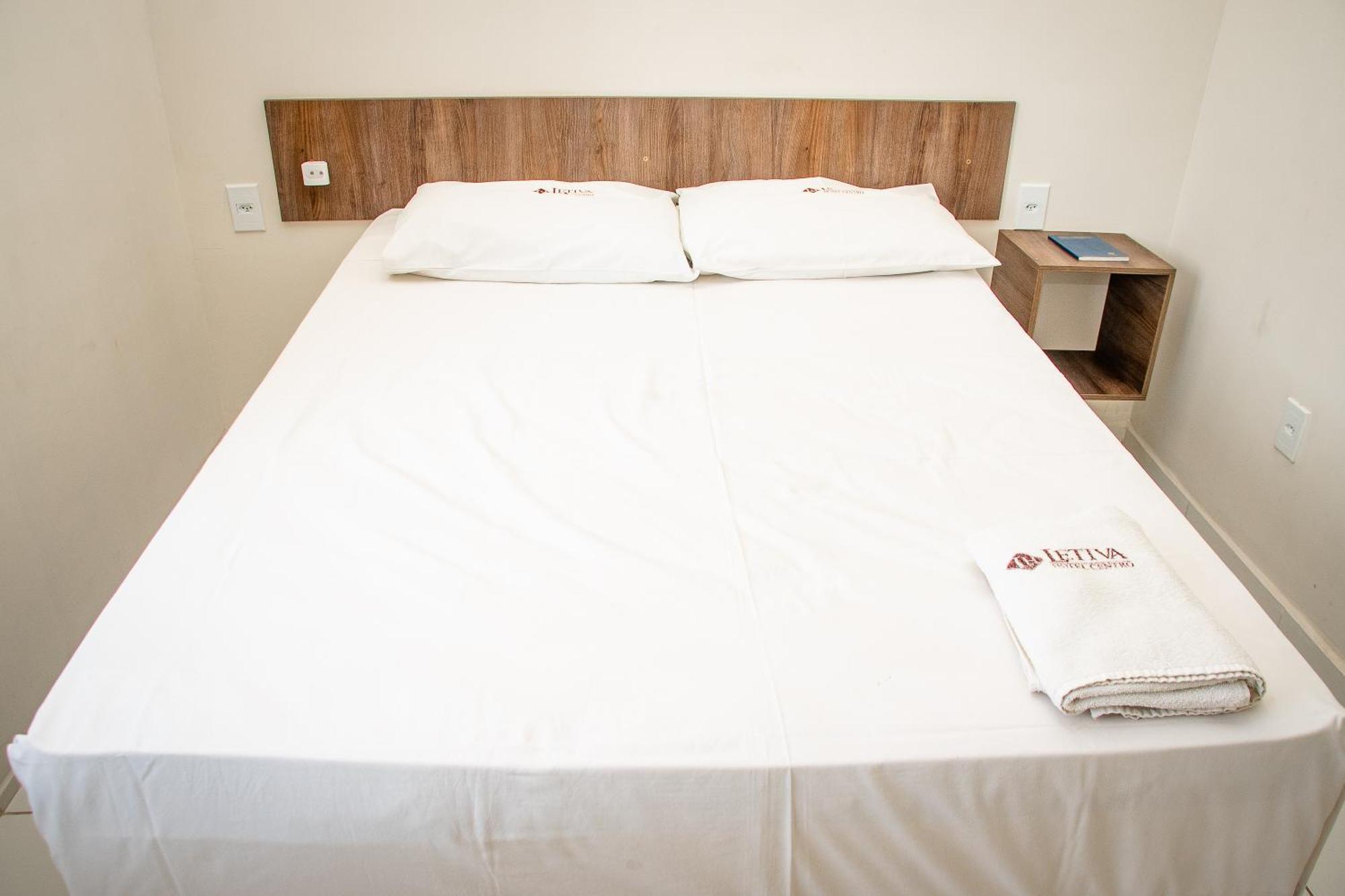 Hotel Letiva Centro Собрал Екстериор снимка